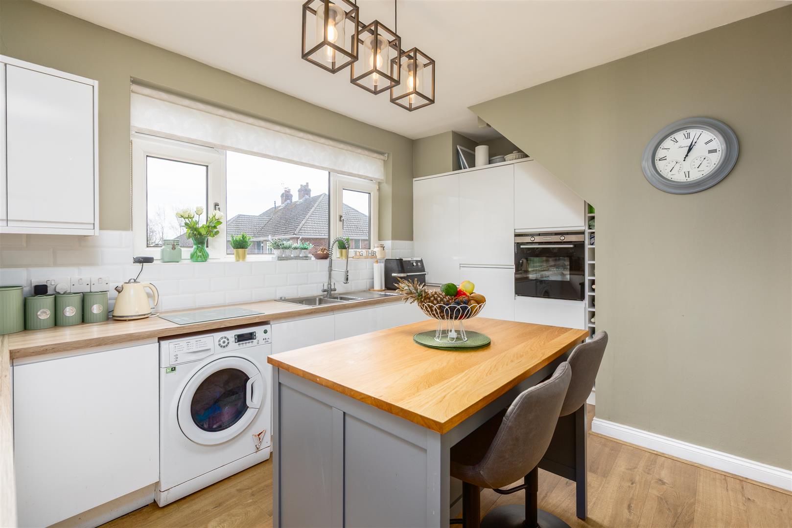 Parklands View, Sketty, Swansea, SA2 8LT